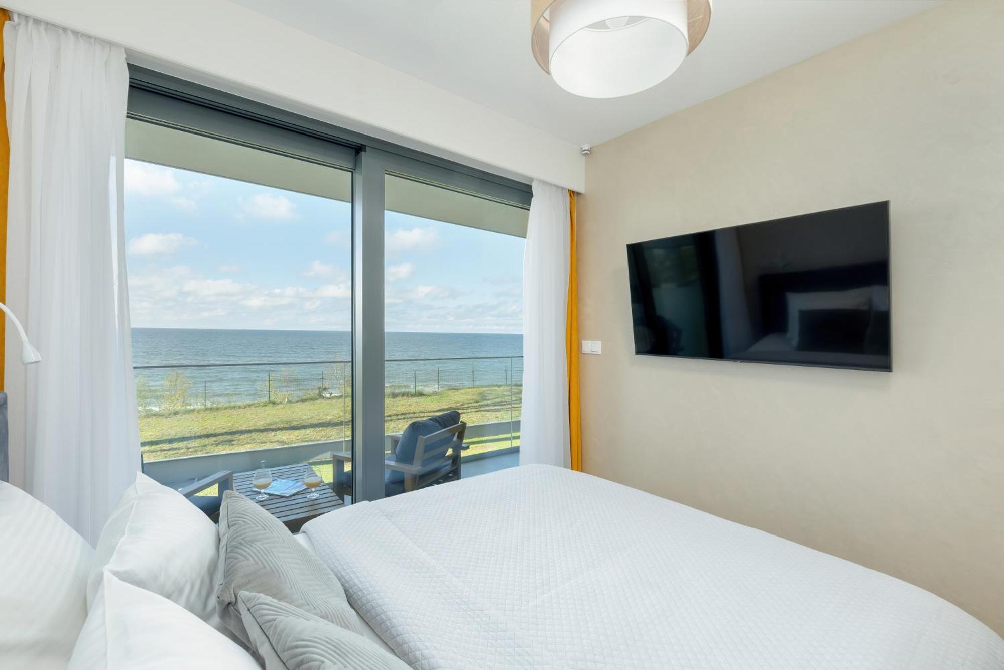Hs Apartamenty Hevenia Sun Widok Na Morze Rewal Buitenkant foto